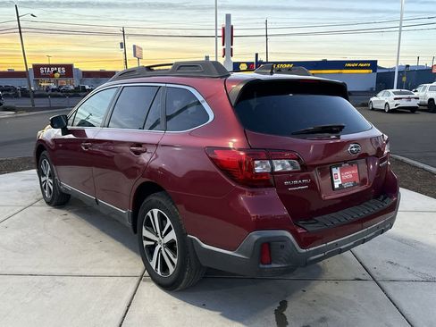 Used 2018 Subaru Outback 2.5i Limited image 5