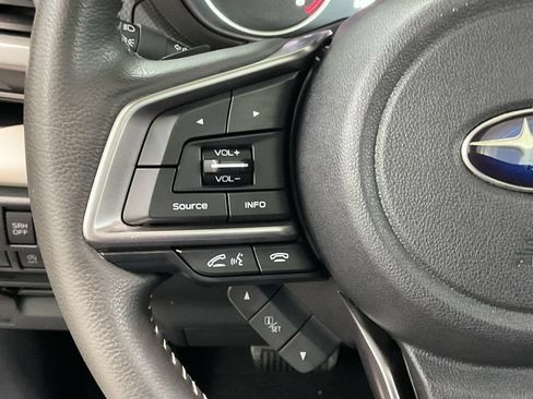 Used 2023 Subaru Forester Limited AWD/4WD image 9