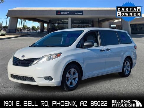 Used 2016 Toyota Sienna L image 1