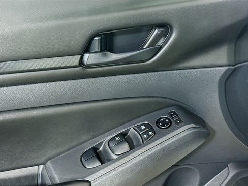 Used 2025 Nissan Altima 2.5 S image 24