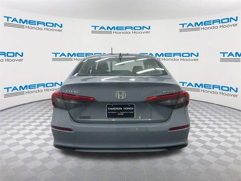 Certified 2024 Honda Civic Touring image 4
