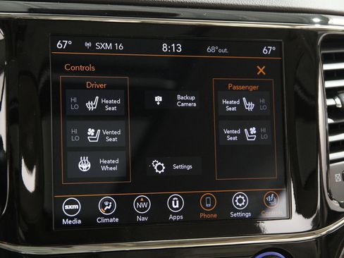 Used 2021 Jeep Grand Cherokee Overland image 14