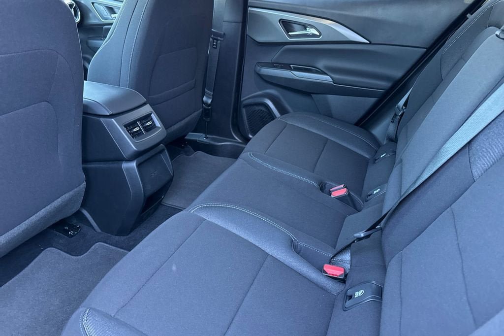 New 2026 Chevrolet Equinox EV LT FWD image 12