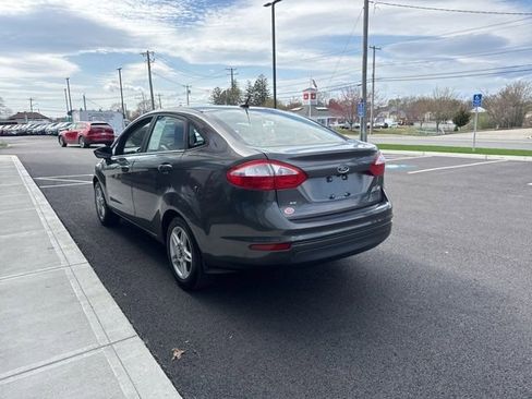 Used 2018 Ford Fiesta SE FWD image 6
