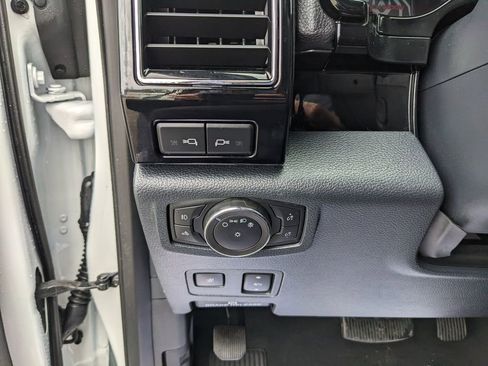 Used 2022 Ford F250 Lariat w/ Lariat Ultimate Package image 29