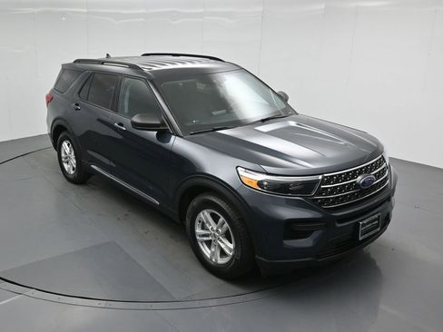 Certified 2022 Ford Explorer XLT image 41