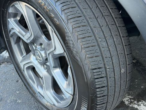 Used 2019 Honda CR-V EX image 30