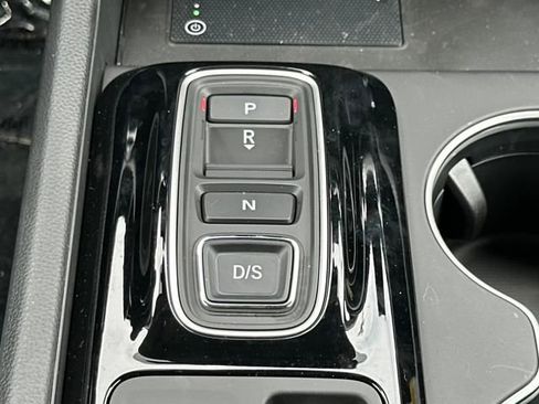 New 2025 Honda Pilot Touring image 26