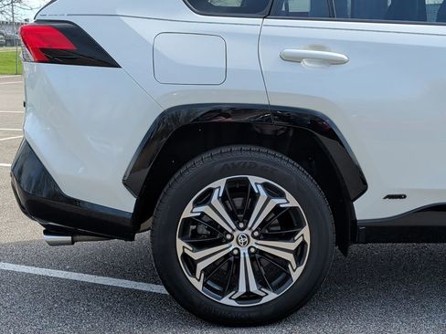 Used 2022 Toyota RAV4 XSE w/ Premium Package image 10