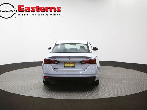 Used 2023 Nissan Altima 2.5 SR w/ SR Premium Package image 36