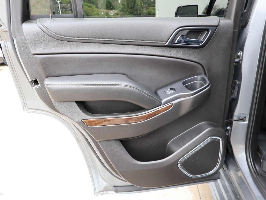 Certified 2019 Chevrolet Tahoe LT w/ Luxury Package AWD/4WD image 26