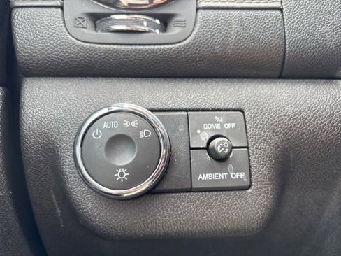 Used 2017 Buick Enclave Premium AWD/4WD image 19