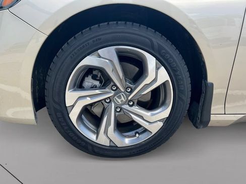 Used 2019 Honda Accord EX-L image 10