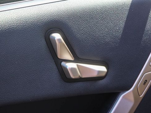 Certified 2023 BMW iX xDrive50 w/ Convenience Package image 21