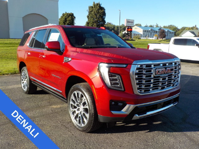 New 2026 GMC Yukon Denali w/ Denali Reserve Package AWD/4WD image 1