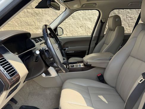 Used 2016 Land Rover Range Rover HSE AWD/4WD image 4