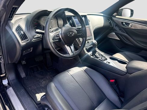 Used 2022 INFINITI Q60 3.0t Luxe w/ Essential Package RWD image 10