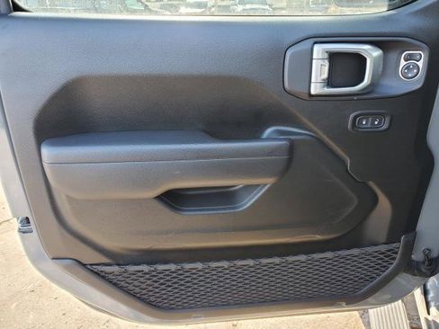 Used 2022 Jeep Wrangler Unlimited Willys image 19