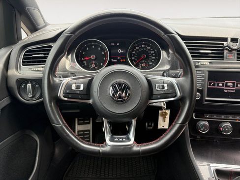 Used 2017 Volkswagen GTI SE FWD image 12