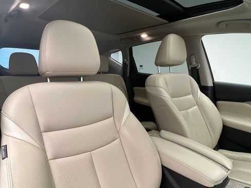 Used 2021 Nissan Murano SL w/ SL Moonroof Package image 7