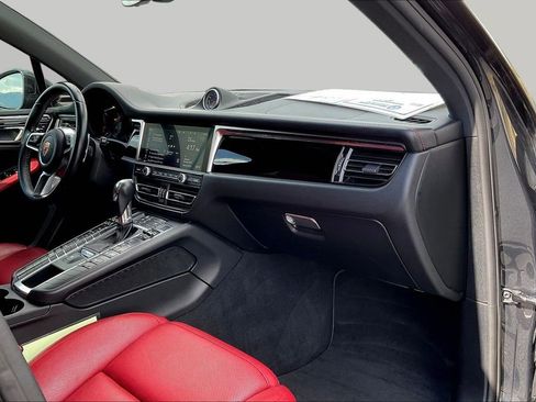 Used 2020 Porsche Macan S AWD/4WD image 26
