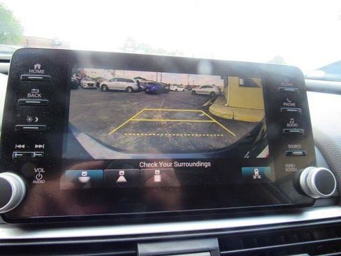 Used 2018 Honda Accord EX-L image 33