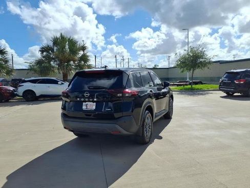 Certified 2023 Nissan Rogue S AWD/4WD image 5