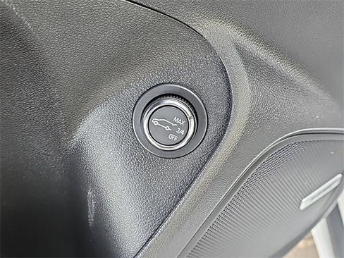 Certified 2024 Buick Encore GX Avenir w/ Avenir Convenience Package image 31