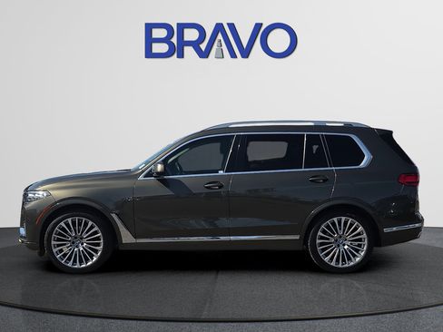 Used 2021 BMW X7 xDrive40i AWD/4WD image 2