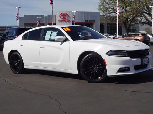 Used 2018 Dodge Charger SXT Plus image 6