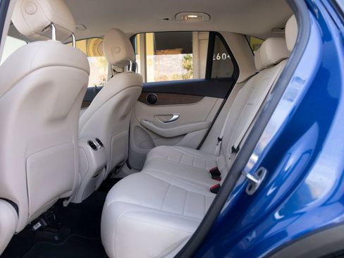 Used 2022 Mercedes-Benz GLC 300 image 20