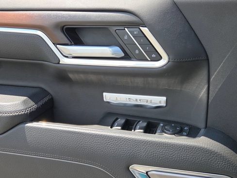 Used 2026 GMC Sierra 1500 Denali RWD image 26