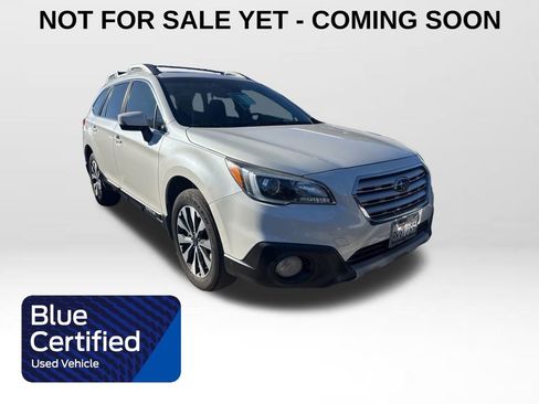 Used 2017 Subaru Outback 2.5i Limited image 1