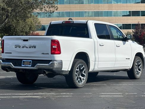 Used 2025 RAM 1500 Laramie AWD/4WD image 4