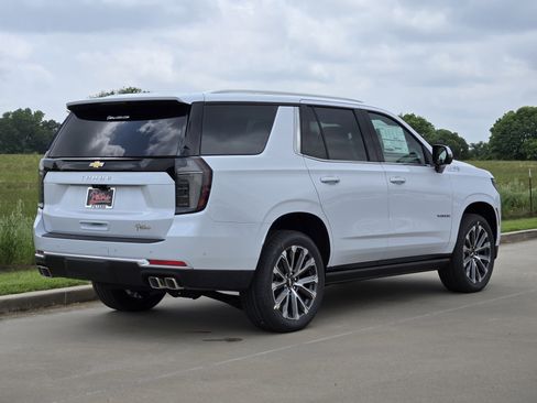 New 2026 Chevrolet Tahoe High Country AWD/4WD image 3
