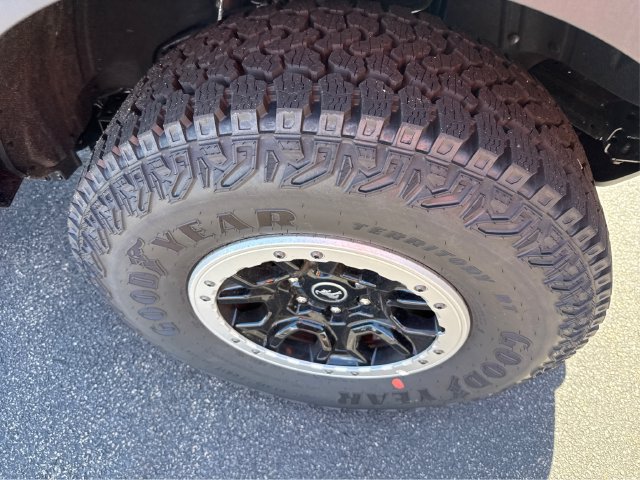 New 2025 Ford Bronco 4-Door w/ Sasquatch Package AWD/4WD image 15