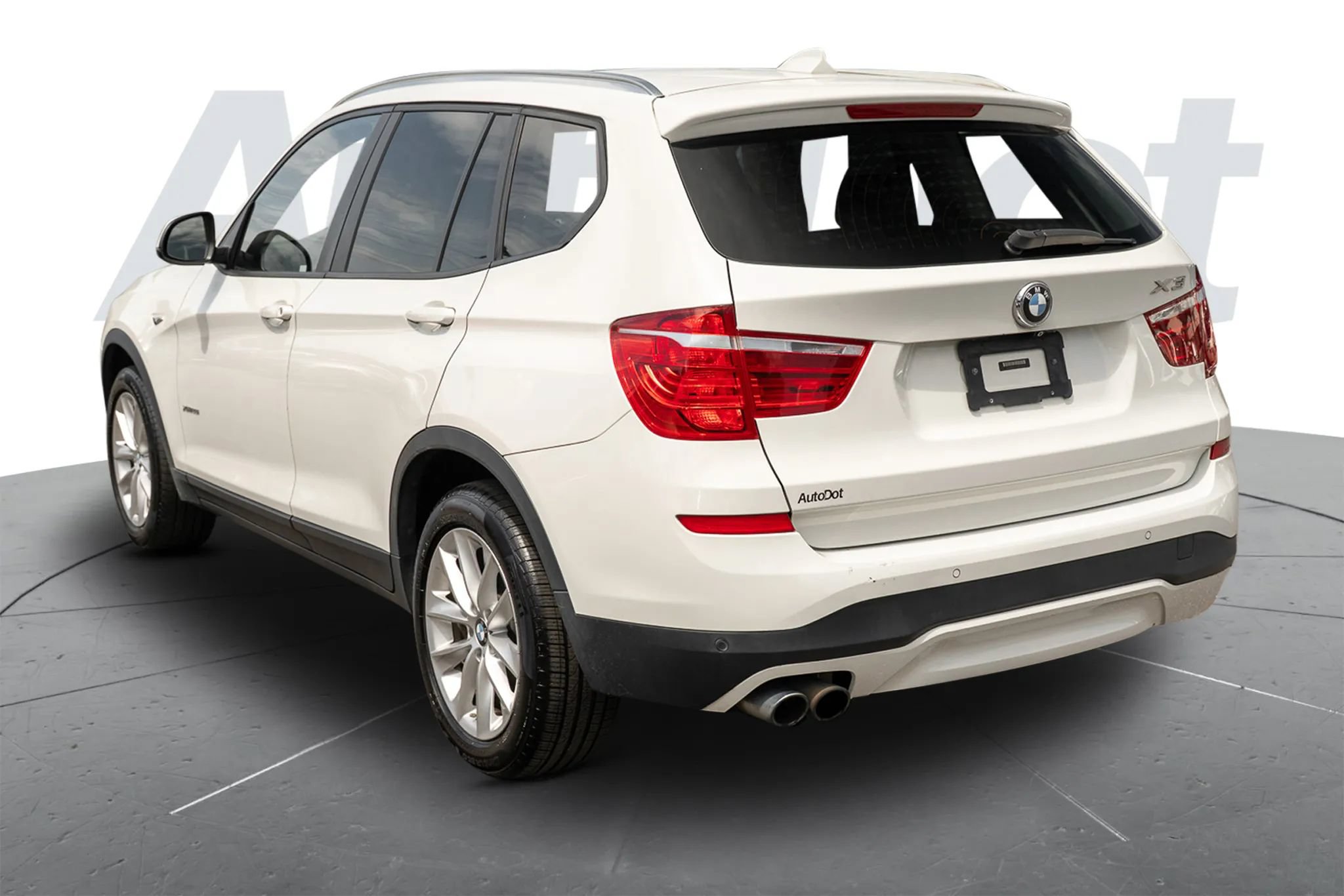 Used 2015 BMW X3 xDrive28i AWD/4WD image 2