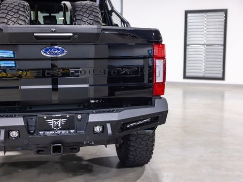 Used 2022 Ford F250 Lariat w/ Lariat Ultimate Package AWD/4WD image 13