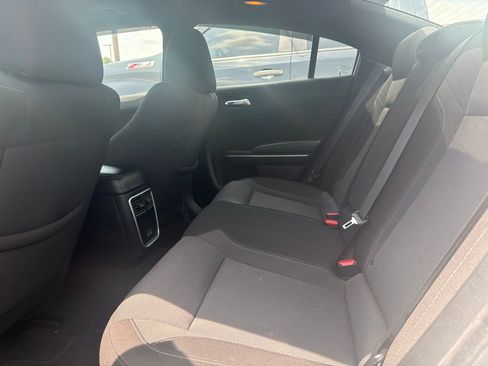 Used 2022 Dodge Charger SXT RWD image 12