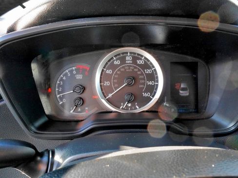 Used 2021 Toyota Corolla LE image 22