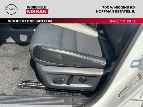 Certified 2023 Nissan Rogue SV w/ SV Premium B Package AWD/4WD image 24