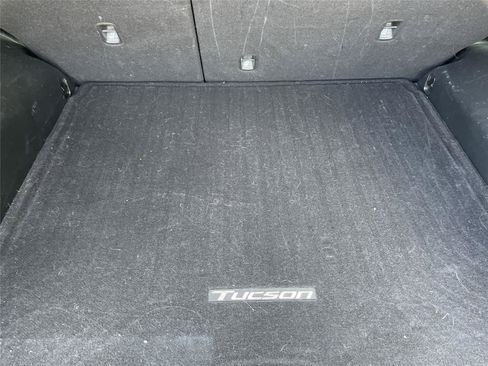 Used 2023 Hyundai Tucson SEL w/ Cargo Package AWD/4WD image 16