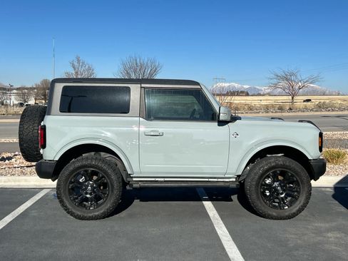 Certified 2023 Ford Bronco Outer Banks image 4
