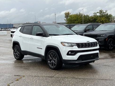 New 2026 Jeep Compass Limited image 4
