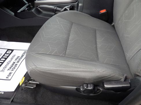 Used 2018 Toyota Tacoma TRD Sport image 18