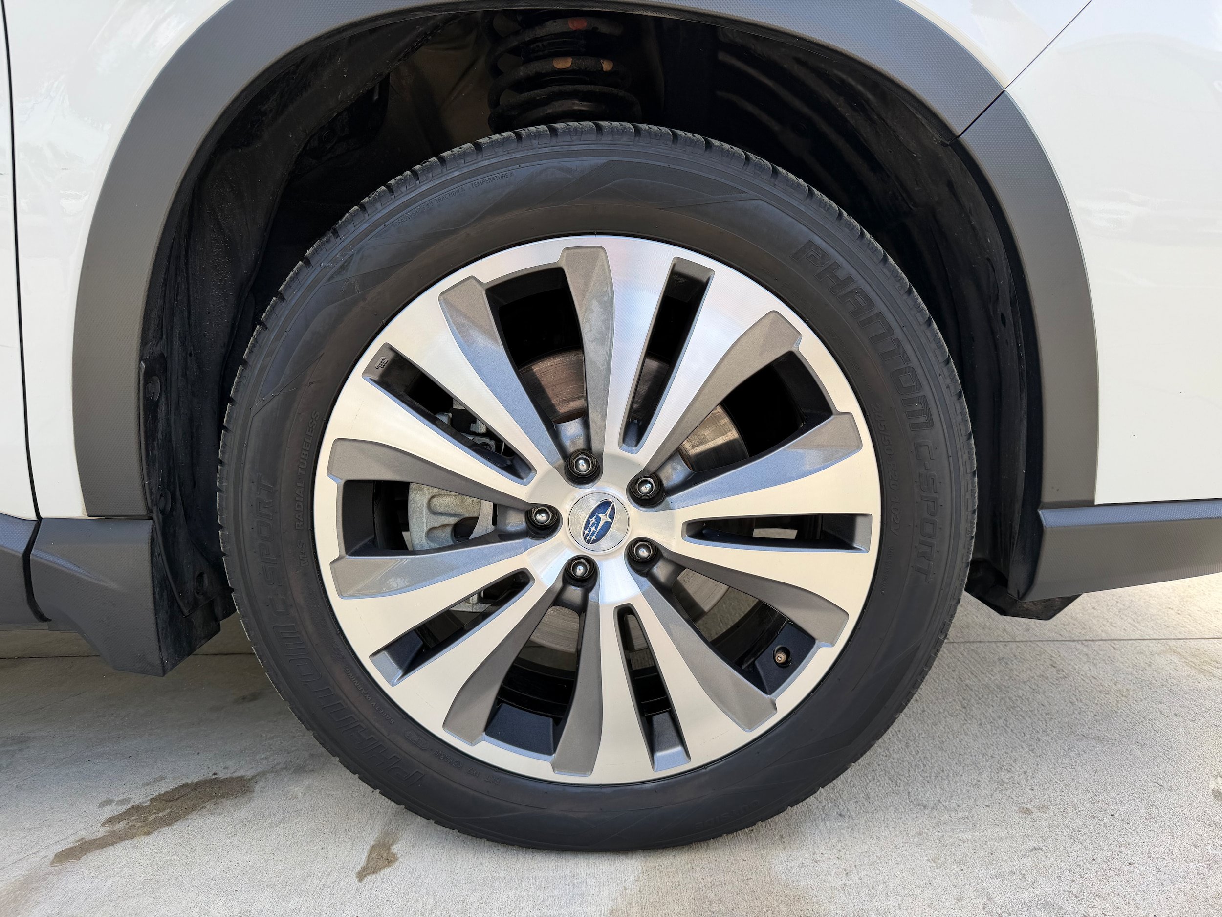 Used 2021 Subaru Ascent Limited w/ Technology Package AWD/4WD image 9
