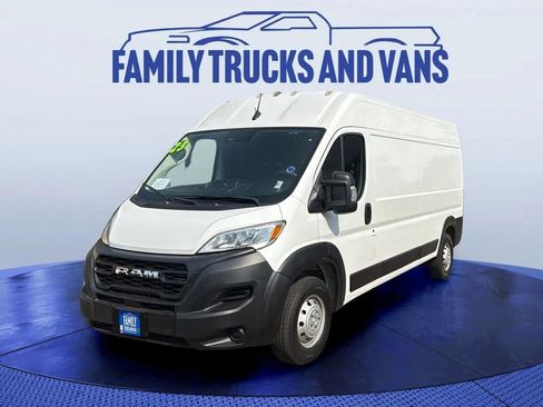 Used 2023 RAM ProMaster 3500 w/ Driver Convenience Group image 1