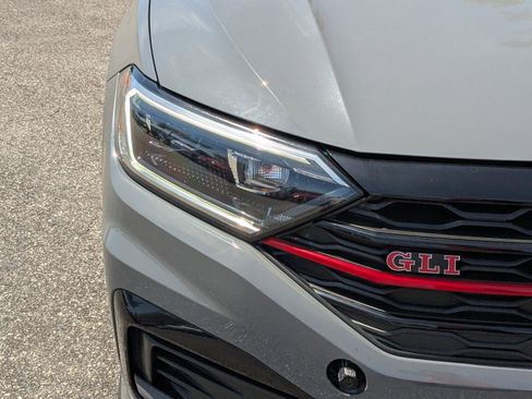 Used 2020 Volkswagen Jetta GLI Autobahn image 8