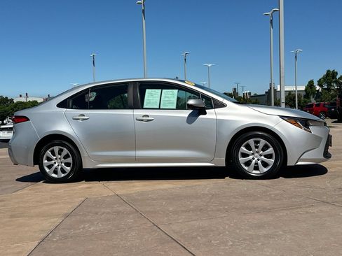 Certified 2023 Toyota Corolla LE FWD image 3