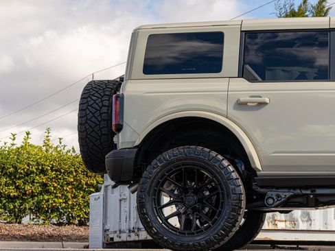 New 2025 Ford Bronco Badlands AWD/4WD image 41